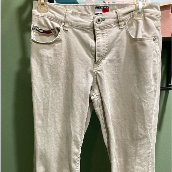 Tommy Hilfinger khaki jeans  : these are a size 5 khaki jean’s fantastic shape - Picture 4 of 10